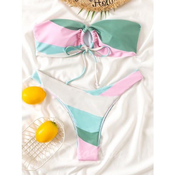 Colorblock 2 Piece Bikini Swimsuit Bandeau - Picture 3 of 9